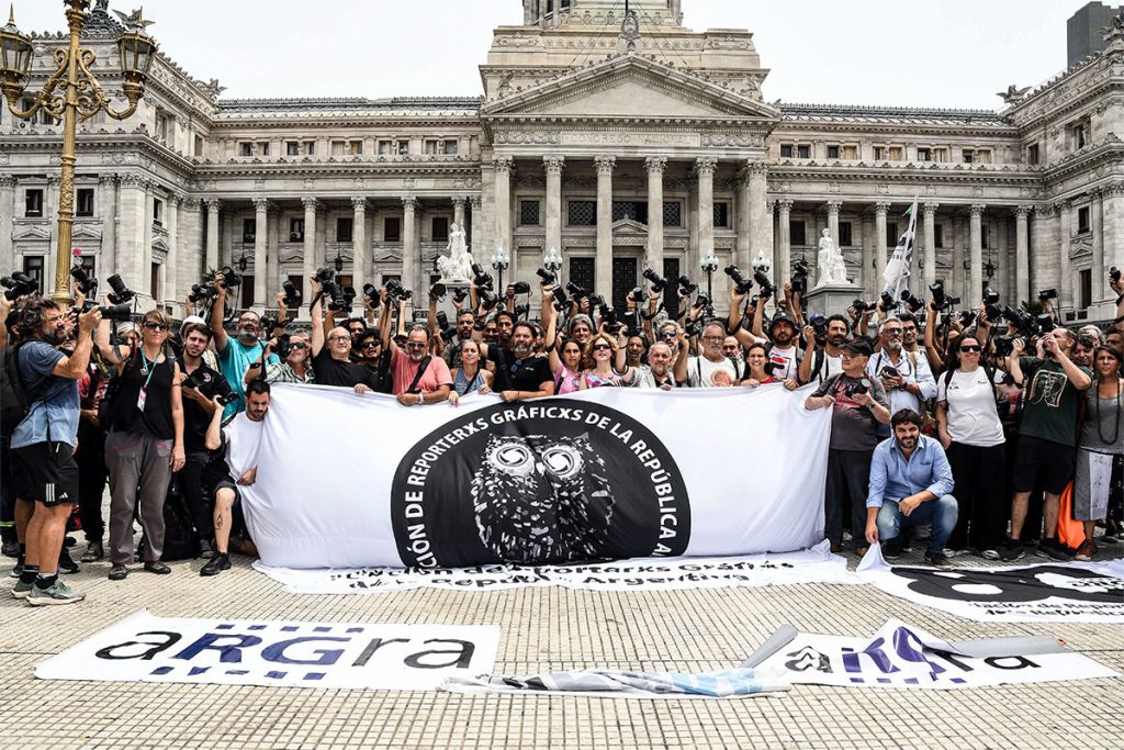 Represión en el Congreso: organismos internacionales llaman a garantizar la seguridad de trabajadores de prensa 1 Represión en el Congreso: organismos internacionales llaman a garantizar la seguridad de trabajadores de prensa