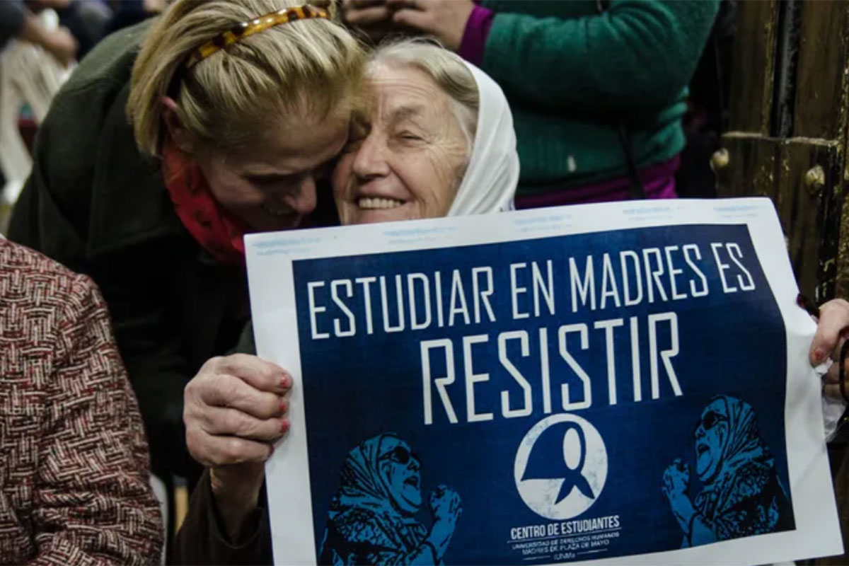 Madres de Plaza de Mayo denuncian maniobras ilegales para arrebatarles la universidad que fundaron
