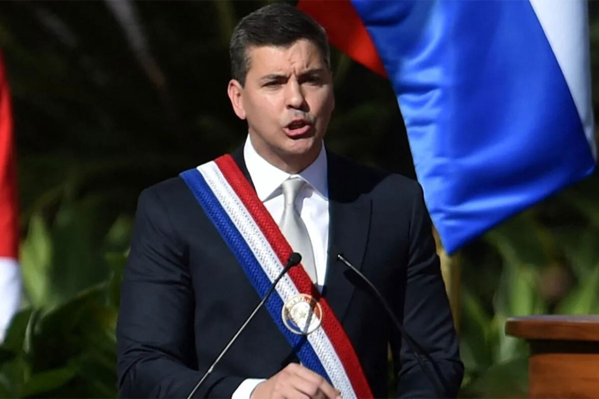 El presidente de Paraguay respaldó a un ministro que recomendó no admitir a homosexuales en escuelas