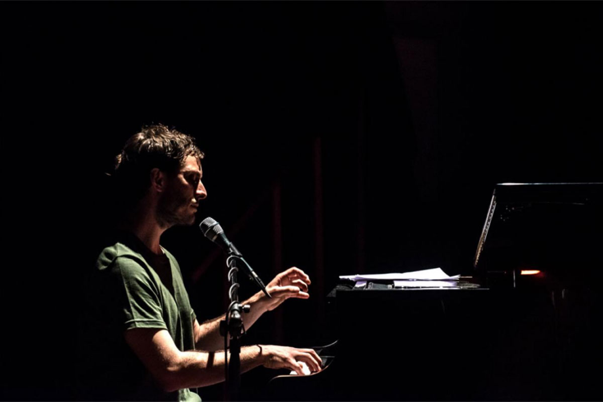 De la copla a la improvisación instrumental, Sebastián Macchi presenta “Canciones últimas y otras cositas”