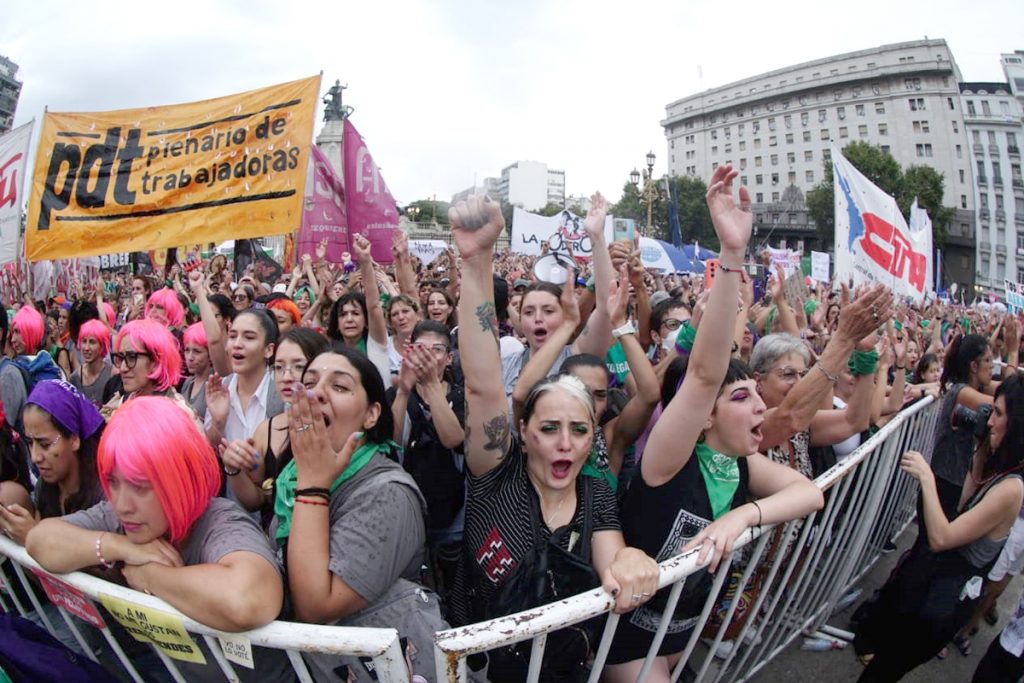 8M en la calle: las imágenes de la protesta feminista en el Congreso