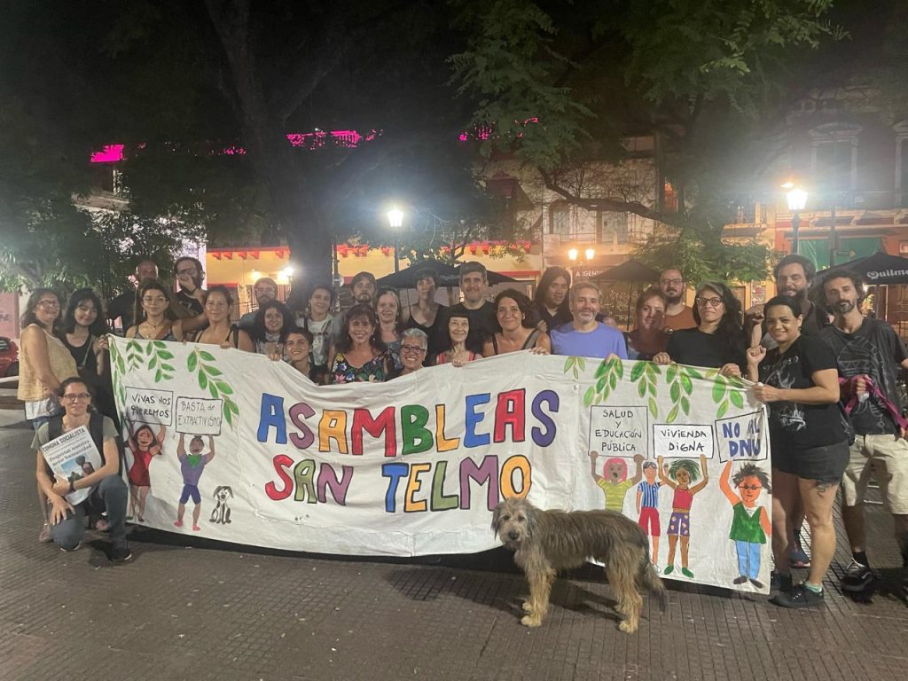 La asamblea de San Telmo realizará una “jornada en defensa de la educación pública y la cultura” 1 La asamblea de San Telmo realizará una “jornada en defensa de la educación pública y la cultura”