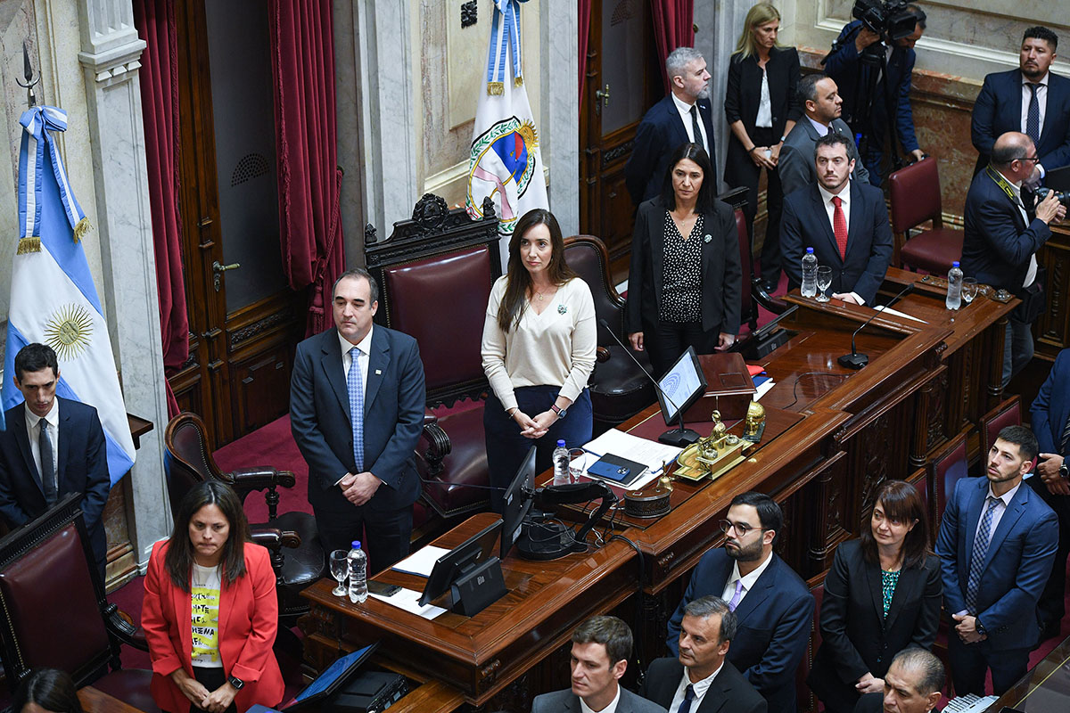 El gobierno evalúa postergar el «Pacto de Mayo», si no se aprueba la Ley Bases