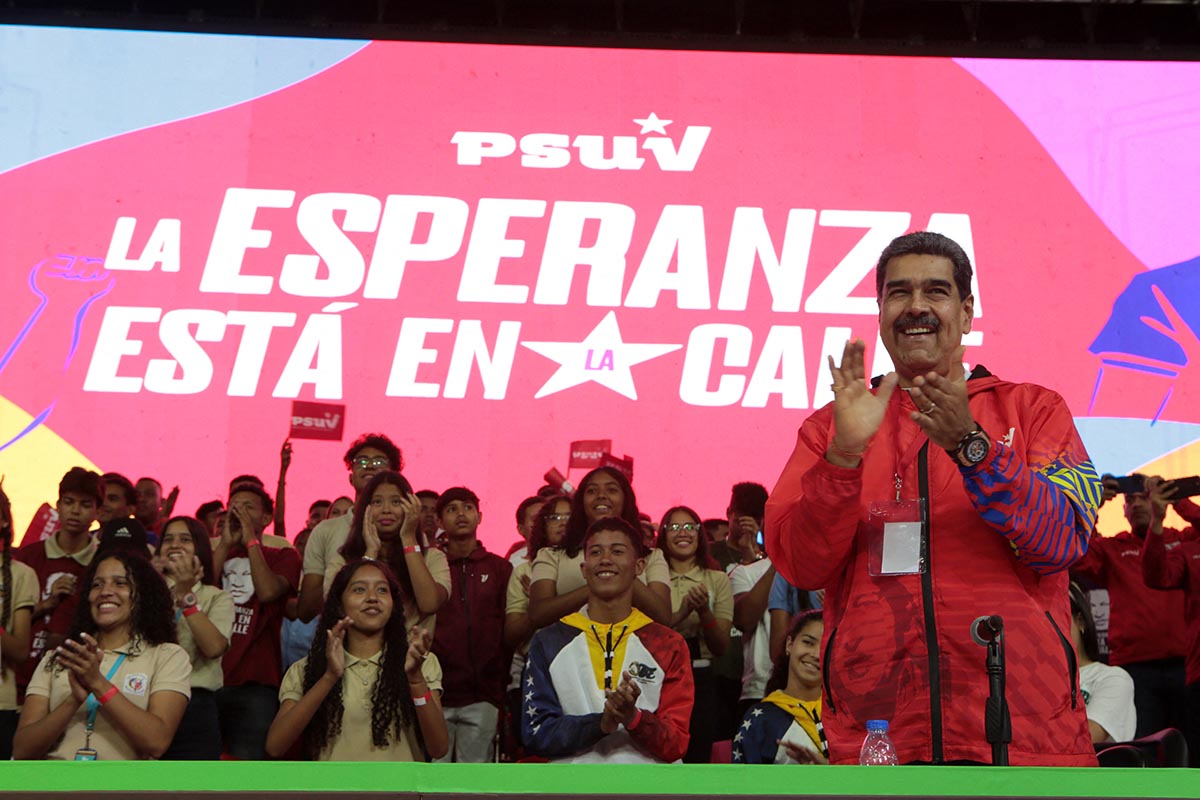 El oficialismo venezolano ratificó a Maduro como candidato para las presidenciales
