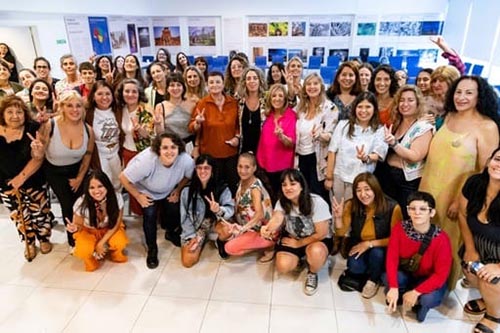 La Escuela Justicialista Néstor Kirchner presentó el curso "Feminismo en el peronismo"