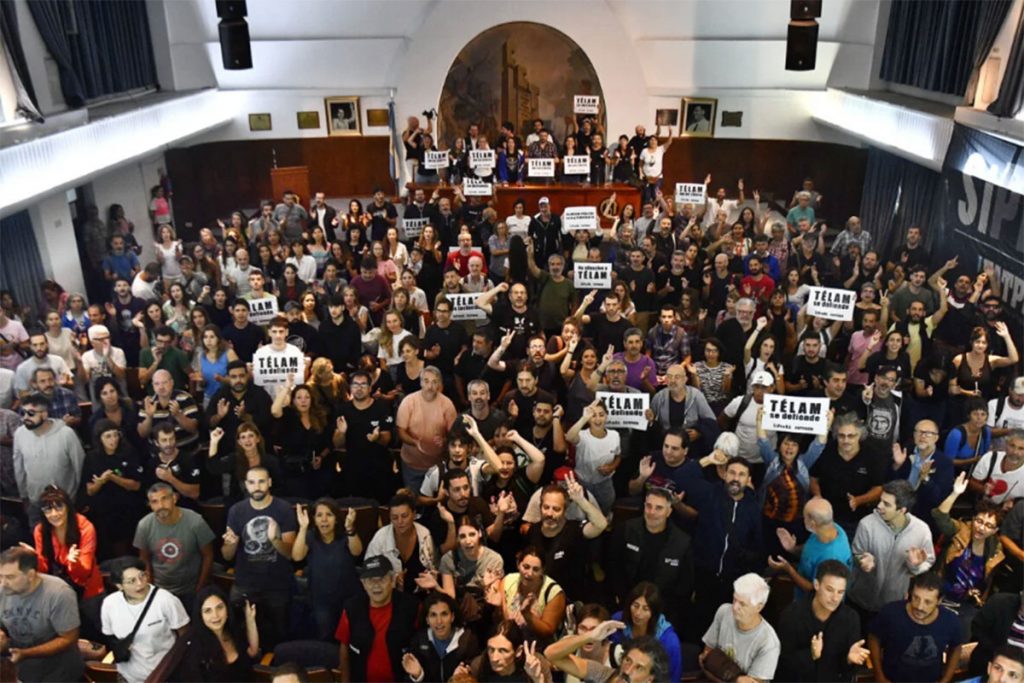 Cómo sigue el conflicto de Télam: entre el apoyo ciudadano y otra semana de dispensa laboral