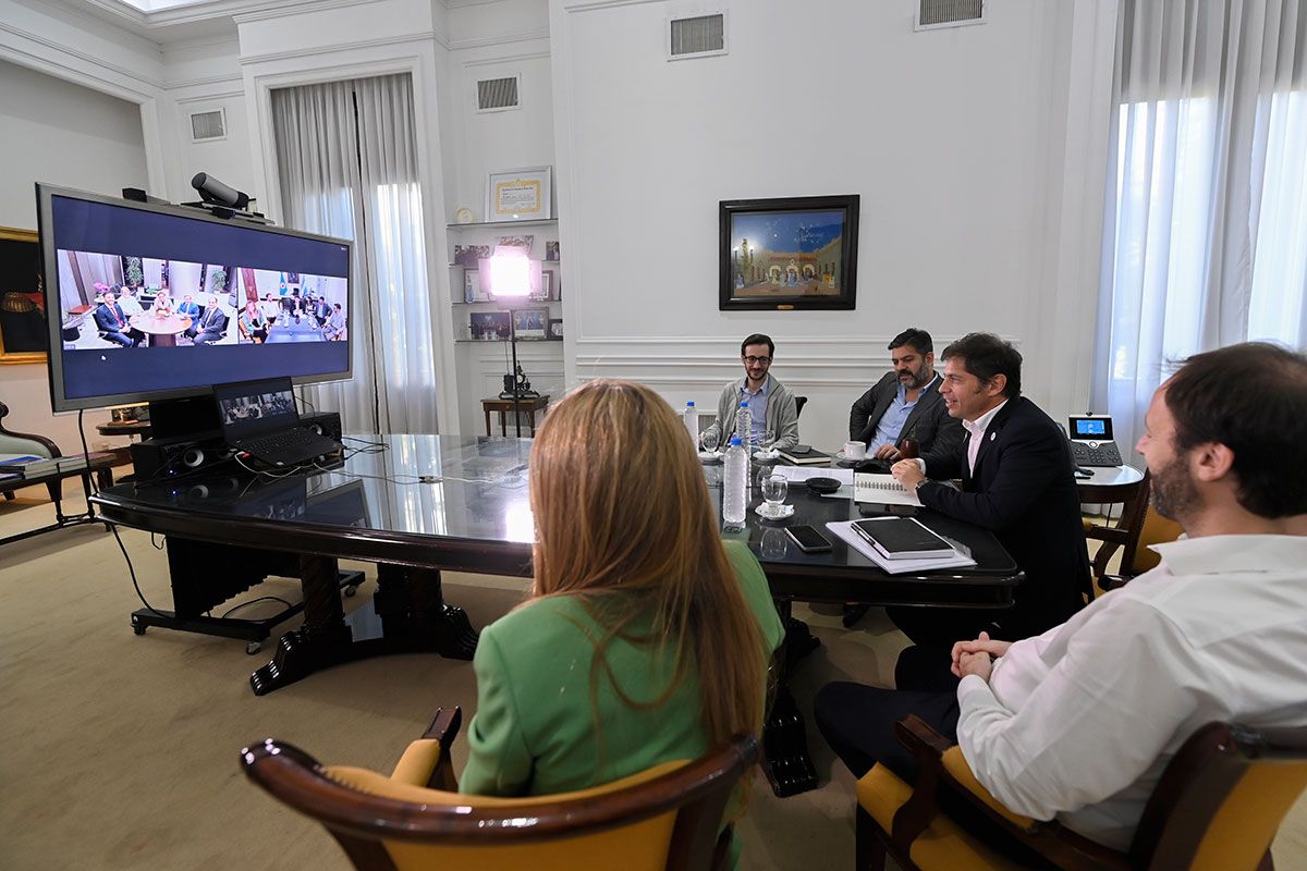 Kicillof refuerza lazos con los BRICS en busca de fondos para sortear la motosierra de Milei