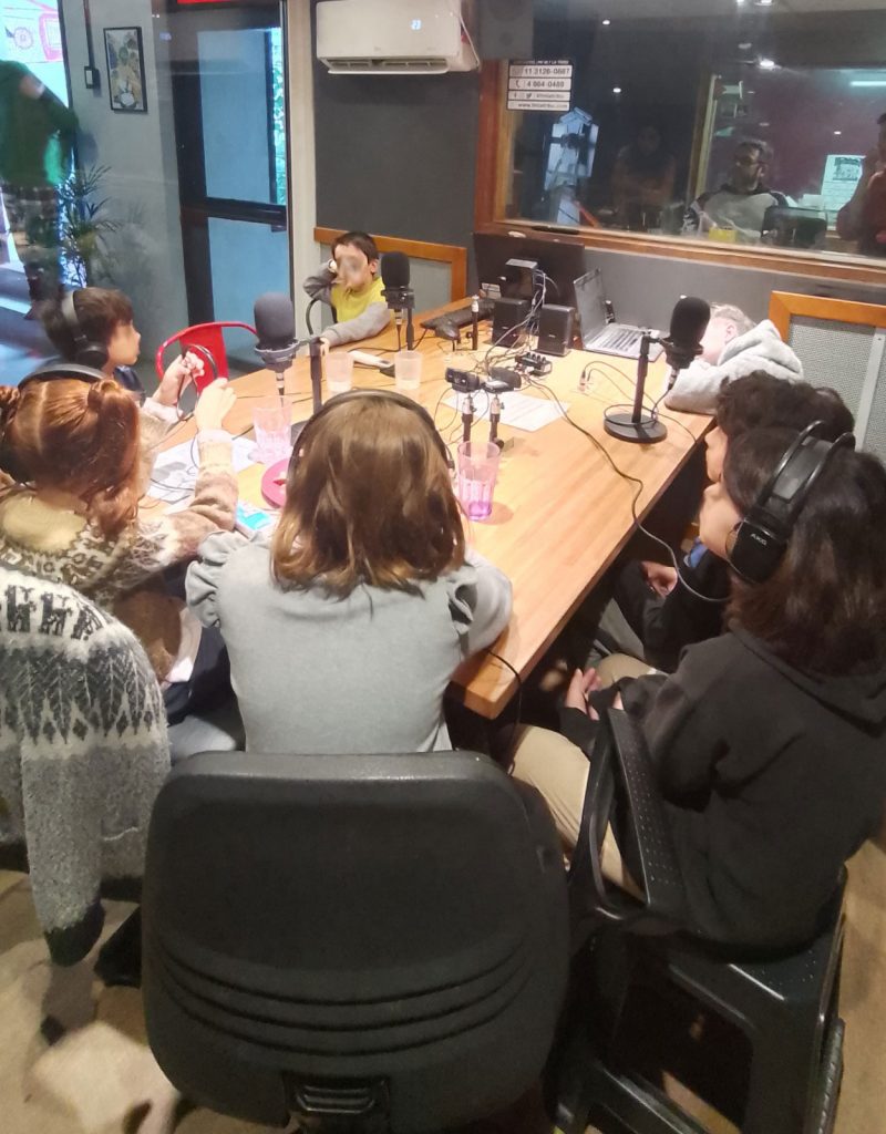 “Radio Tacatún”, un espacio donde las infancias se hacen escuchar con voz propia