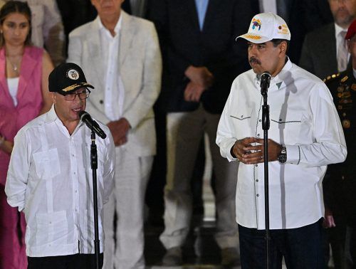 Gustavo Petro también juega de lleno en las elecciones de Venezuela