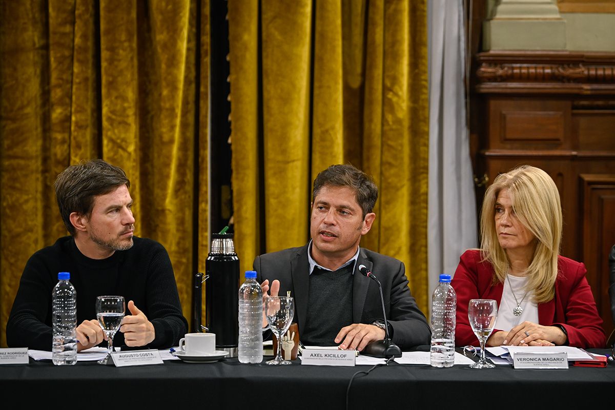 Kicillof se reunió con rectores de universidades públicas y confirmó que marchará el 23 de abril