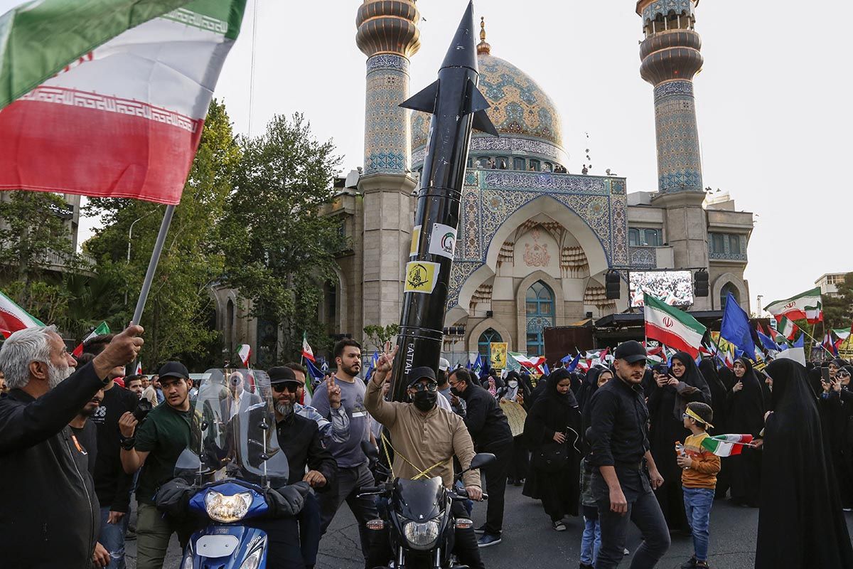 Irán advierte una respuesta “dura, amplia y dolorosa” si Israel escala el conflicto