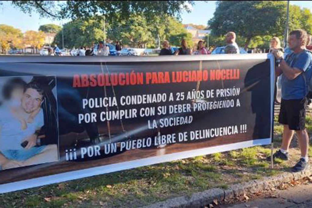 Santa Fe: estudian indultar a un policía condenado por gatillo fácil 1 Santa Fe: estudian indultar a un policía condenado por gatillo fácil