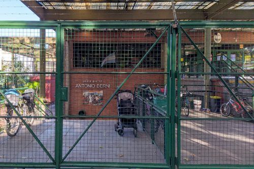 Asaltaron un jardín de infantes de Devoto: se llevaron computadoras y hasta juguetes de los chicos