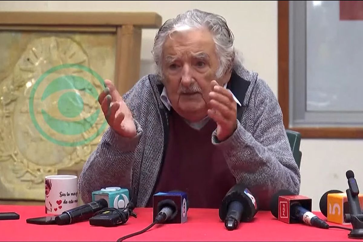 Pepe Mujica anunció que tiene cáncer