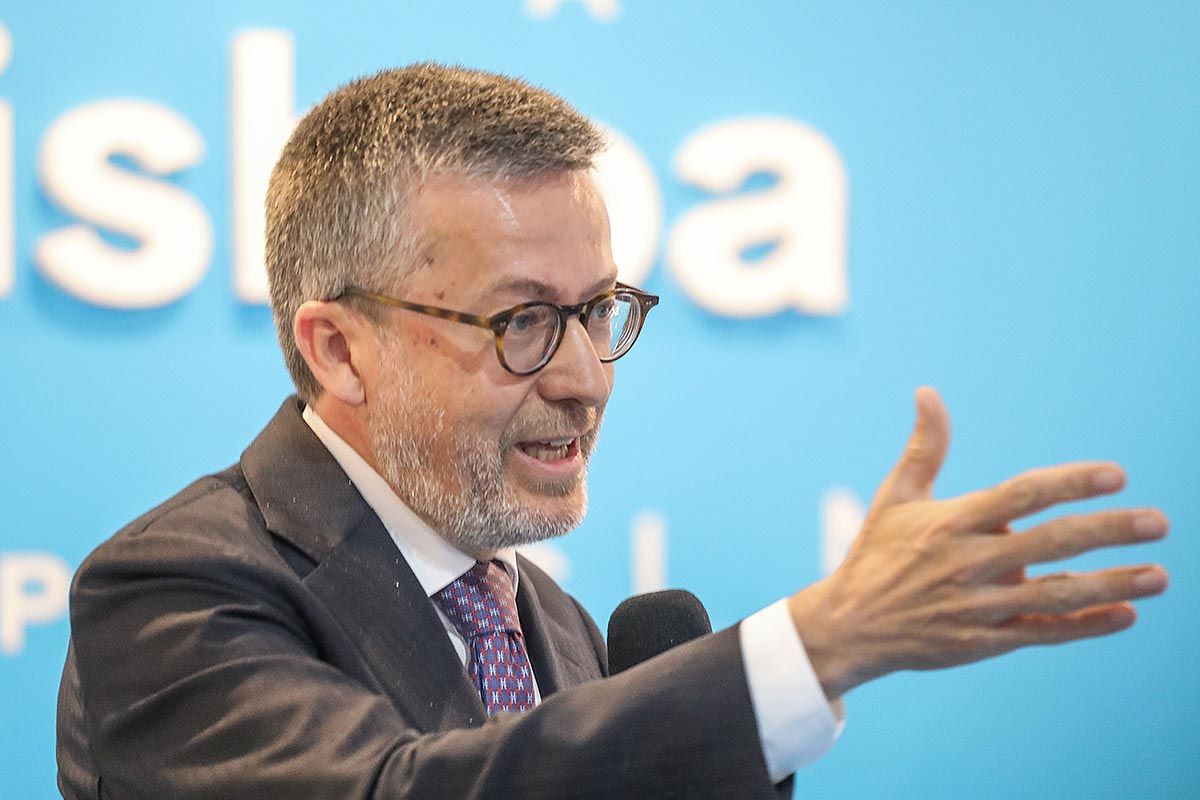 El Alcalde de Lisboa, ciudad invitada a la Feria del Libro, y la importancia de la cultura en el plano simbólico y material