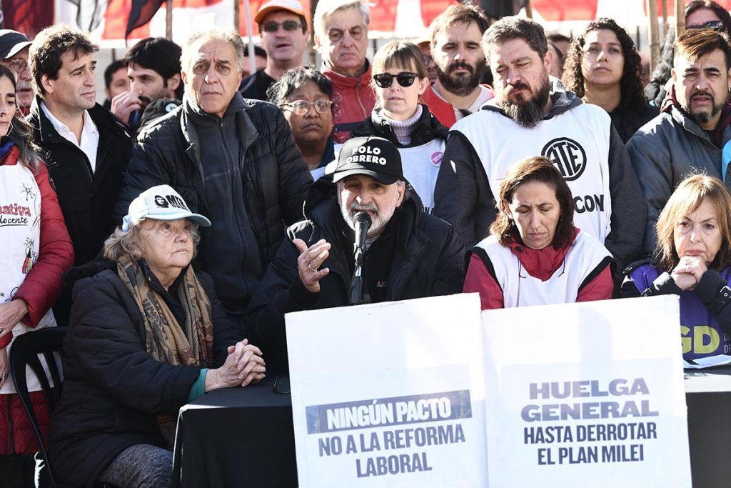 Los sindicatos clasistas y la Unidad Piquetera celebraron el paro general 1 Los sindicatos clasistas y la Unidad Piquetera celebraron el paro general