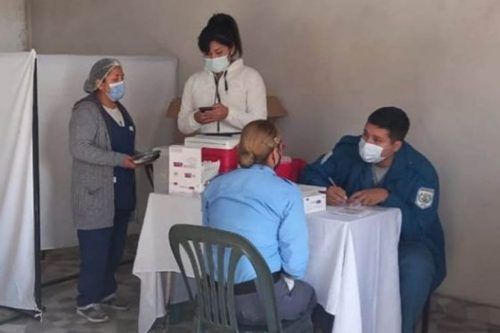 Por la muerte de una mujer trans, procesaron a un jefe y a siete médicos penitenciarios