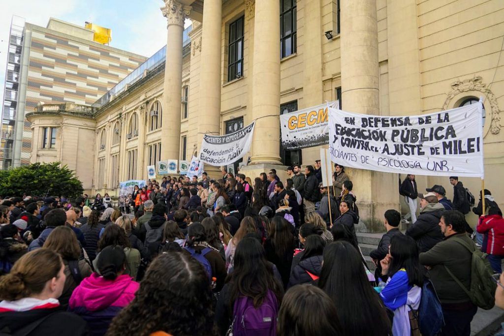 Polémica por un documental sobre Palestina en la Universidad de Rosario: el rector ordenó una investigación y le salieron al cruce 3 Polémica por un documental sobre Palestina en la Universidad de Rosario: el rector ordenó una investigación y le salieron al cruce