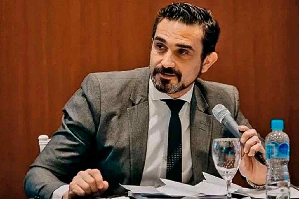 Milei dilata su reunión con Sturzenegger para la creación de la Secretaría de Modernización 2 Milei dilata su reunión con Sturzenegger para la creación de la Secretaría de Modernización