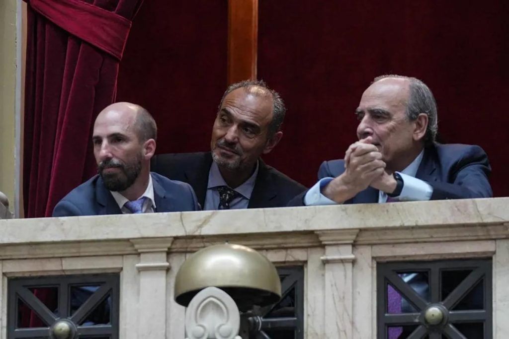 Adorni echó al vicejefe de Gabinete que estaba desde el primer día en el gobierno 1 Adorni echó al vicejefe de Gabinete que estaba desde el primer día en el gobierno