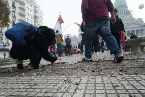 Los arreglos en Plaza Congreso equivalen a lo que destina el gobierno de la Ciudad por día en el recambio de baldosas