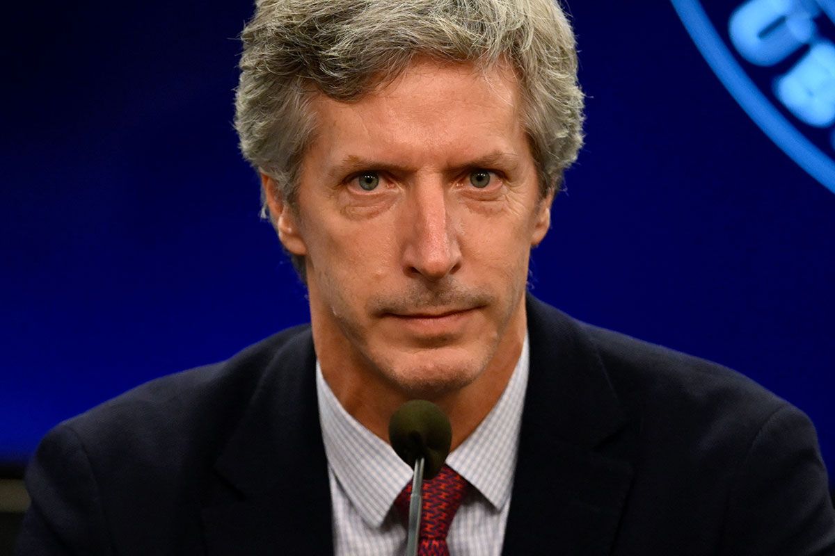 Por presión de los bancos, Bausili evalúa dar marcha atrás con el endurecimiento financiero