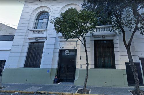 Denuncian que CABA no se hace cargo de la muerte de un trabajador dentro de una escuela porteña