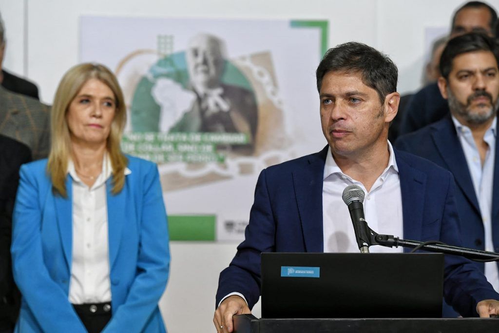 Kicillof y Ziliotto le marcan la cancha al Gobierno en la previa a la jornada final de la Ley Bases en Diputados 2 Kicillof y Ziliotto le marcan la cancha al Gobierno en la previa a la jornada final de la Ley Bases en Diputados