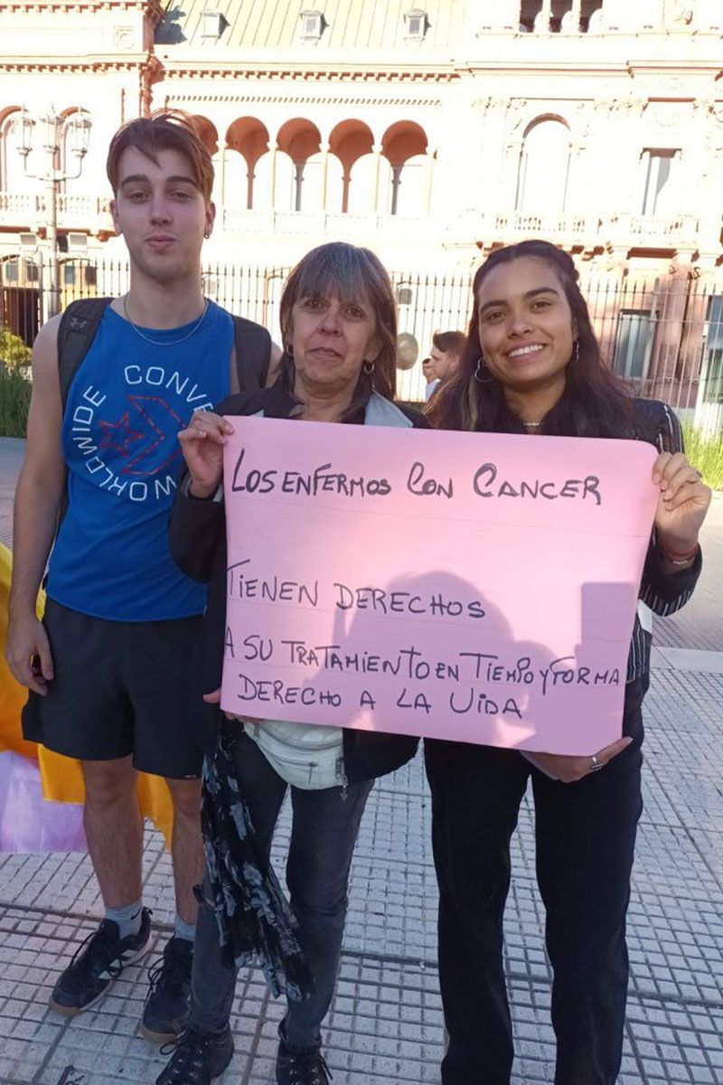 Mistanasia: morir sin la medicación, en tiempos de crueldad