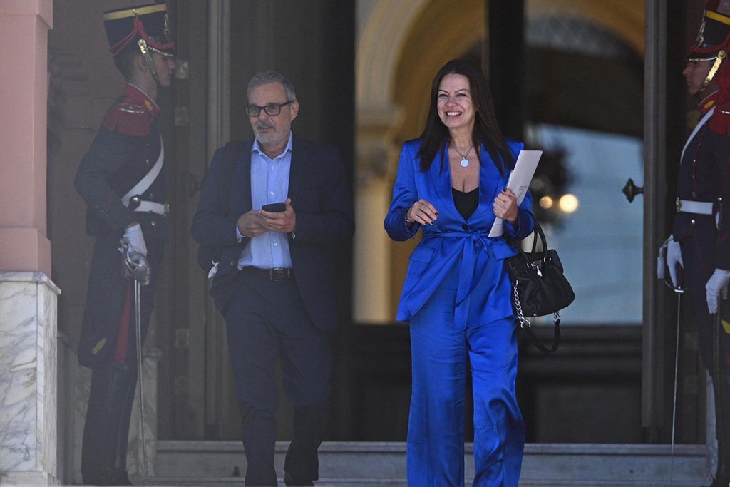 Cardiólogo, ministro entre las sombras y cercano a Santiago Caputo: quién es el nuevo titular de Salud 1 Cardiólogo, ministro entre las sombras y cercano a Santiago Caputo: quién es el nuevo titular de Salud