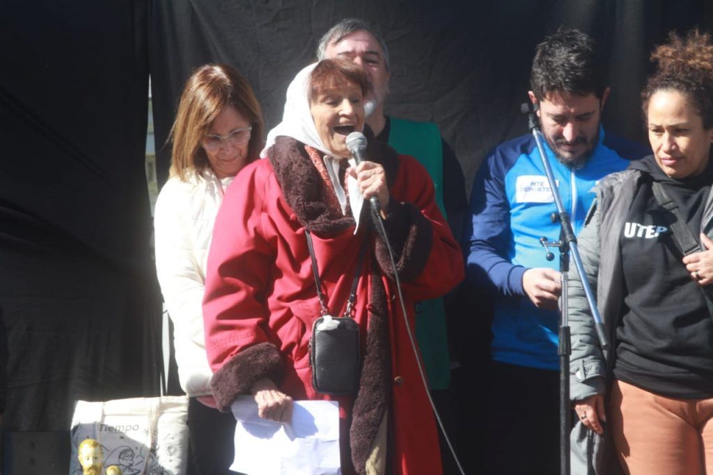 Postales de San Cayetano a la Plaza de Mayo