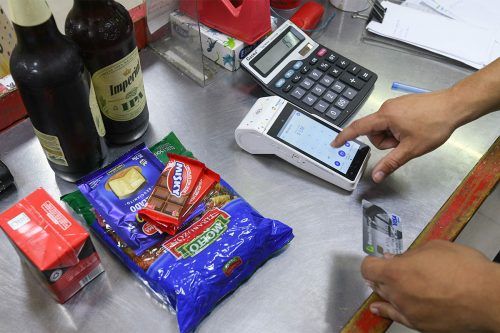 La inflación y el dólar: las alimenticias empezaron a remarcar y piden subas de hasta el 8%