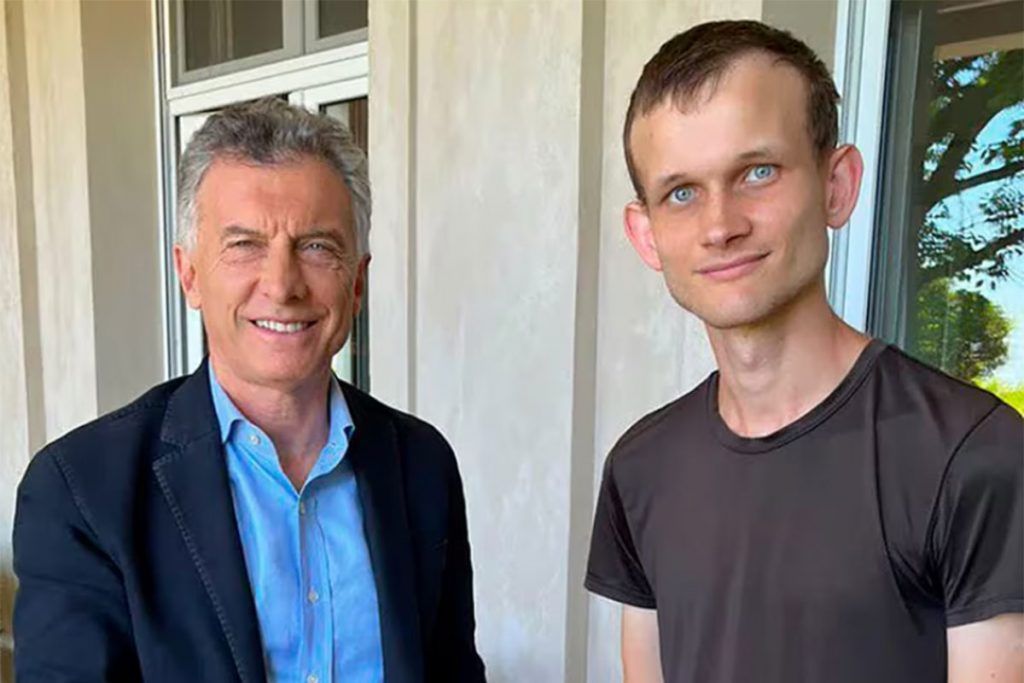 Denuncian que una ONG "floja de papeles" dicta clases de "cripto" en escuelas secundarias porteñas 1 Denuncian que una ONG "floja de papeles" dicta clases de "cripto" en escuelas secundarias porteñas