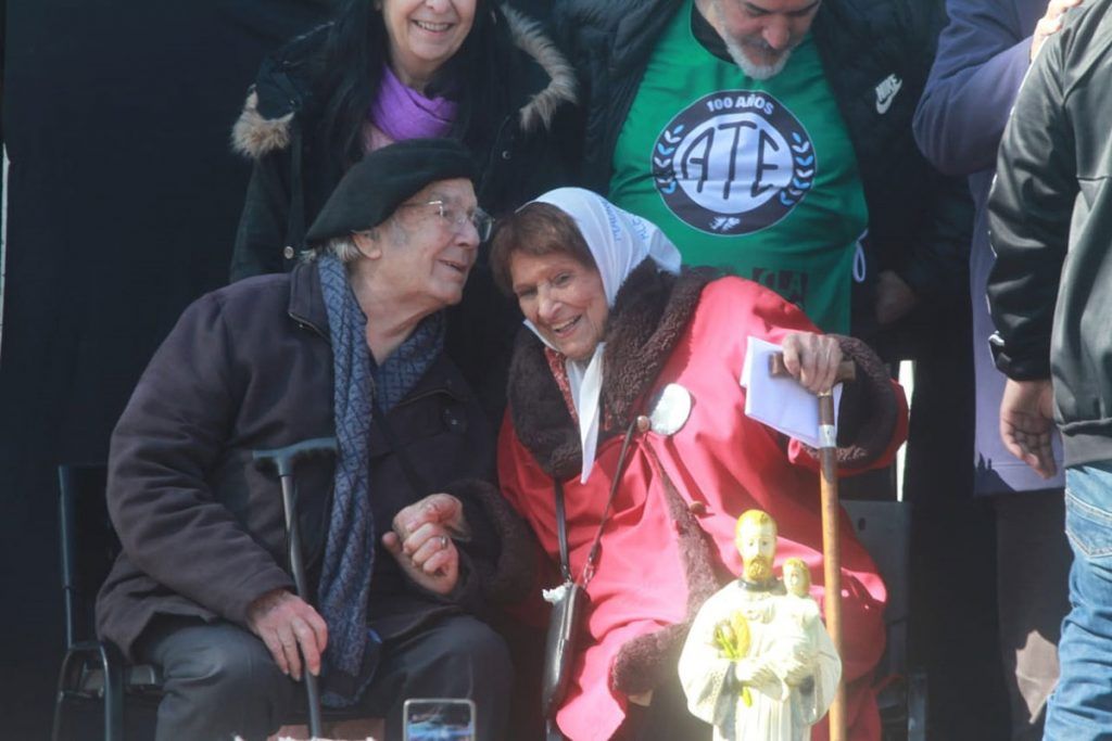 Postales de San Cayetano a la Plaza de Mayo