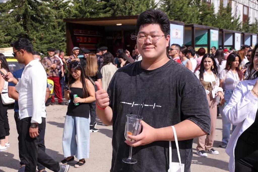 En Azerbaiyán también alzan las copas: un viaje al Festival de la Uva y el Vino de Shamakhi 5 En Azerbaiyán también alzan las copas: un viaje al Festival de la Uva y el Vino de Shamakhi