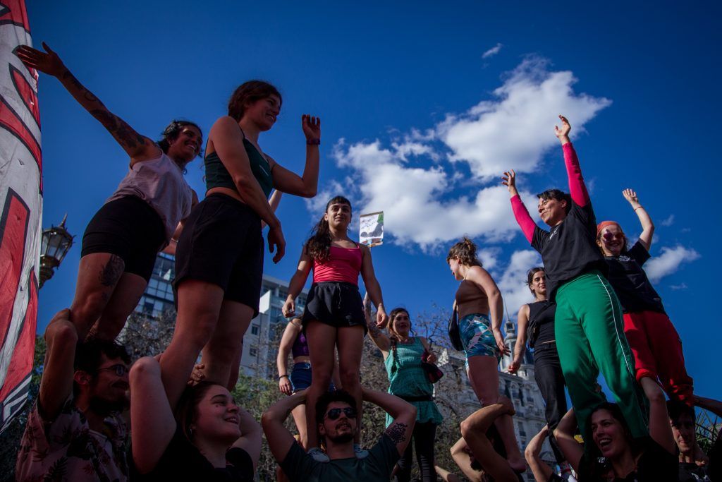 Postales de la multitudinaria manifestación contra el ajuste de Milei