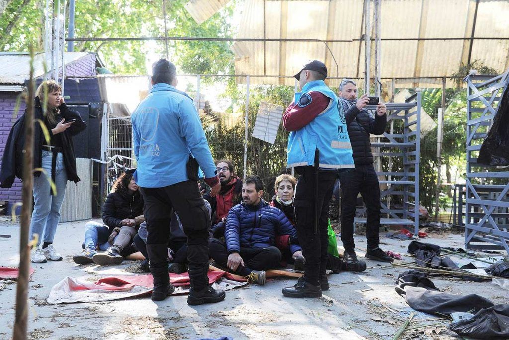 Ciudad expulsiva: desalojos, recorte en vivienda y más personas en la calle