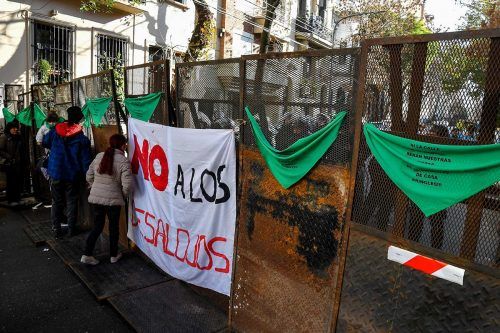 Edificio del Plata: tras el fallo que frenó los desalojos, convocan a una «Marcha de las Escobas» por el derecho a la vivienda