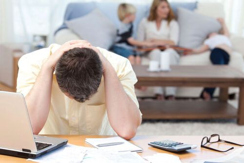 Cómo es el “programa para el desendeudamiento de las familias argentinas» que impulsa la oposición