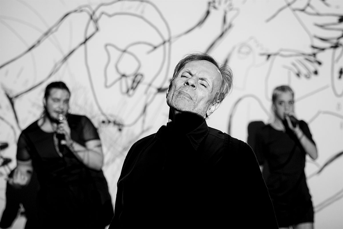 Jorge Thefs: "Toda obra tiene una potencialidad política y dialoga con la realidad" 4 Jorge Thefs: "Toda obra tiene una potencialidad política y dialoga con la realidad"