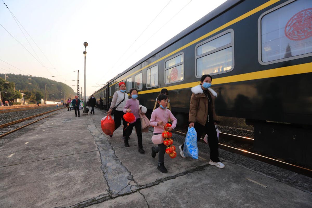 Trenes lentos de China: la paradoja del sistema