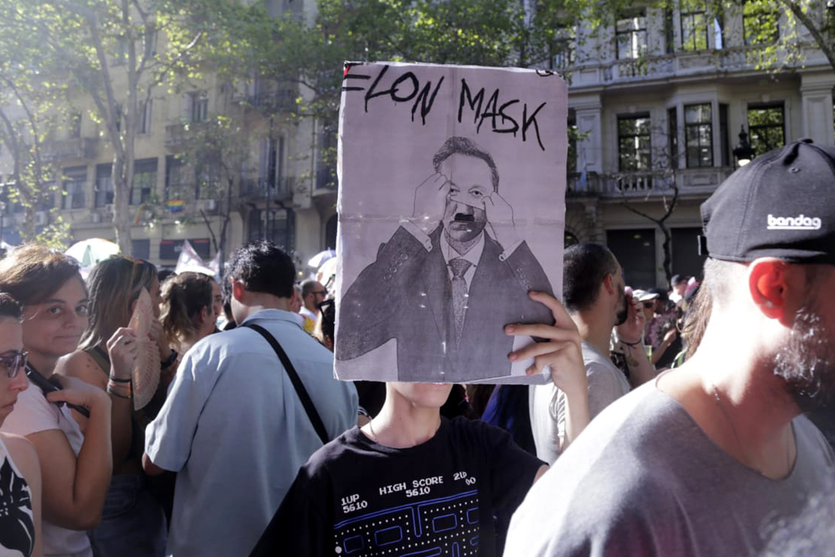 Postales de orgullo y lucha contra el fascismo 21 Postales de orgullo y lucha contra el fascismo