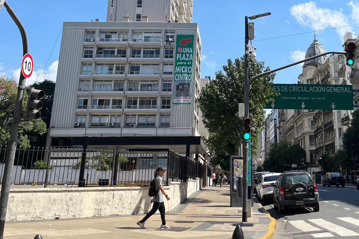 Una plaza para el microcentro porteño: un reclamo que toma fuerza en la Ciudad de Buenos Aires
