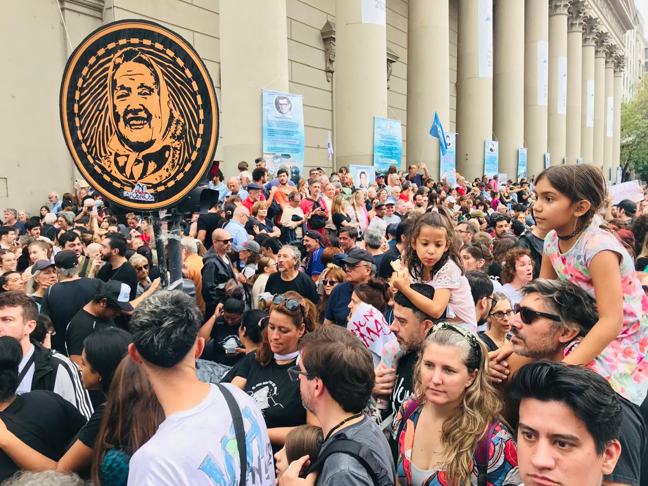 Las fotos de la marcha: cientos de miles en las calles por la Memoria que Arde