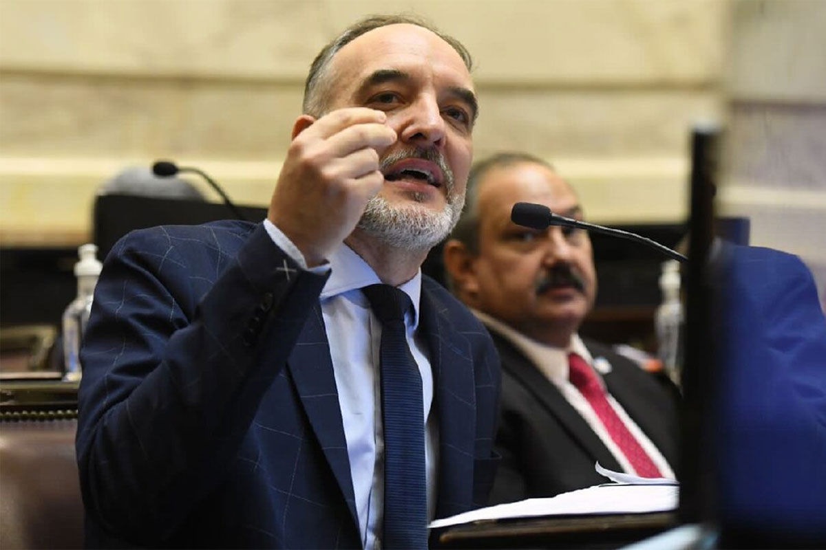 El peronismo deslegitima el acuerdo con el Fondo aunque cree que el gobierno tiene los votos para el DNU 1 El peronismo deslegitima el acuerdo con el Fondo aunque cree que el gobierno tiene los votos para el DNU