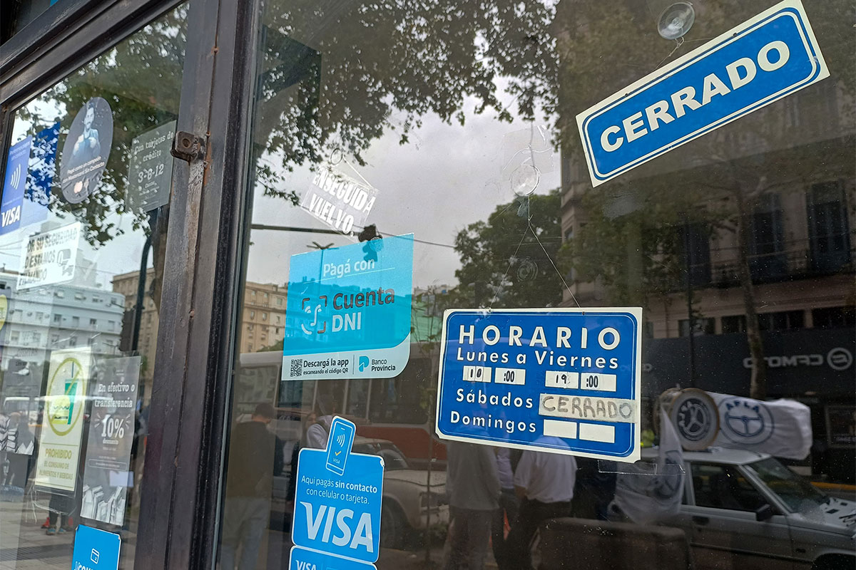 Cierre masivo de librerías: símbolo del mazazo a la cultura argentina 1 Cierre masivo de librerías: símbolo del mazazo a la cultura argentina