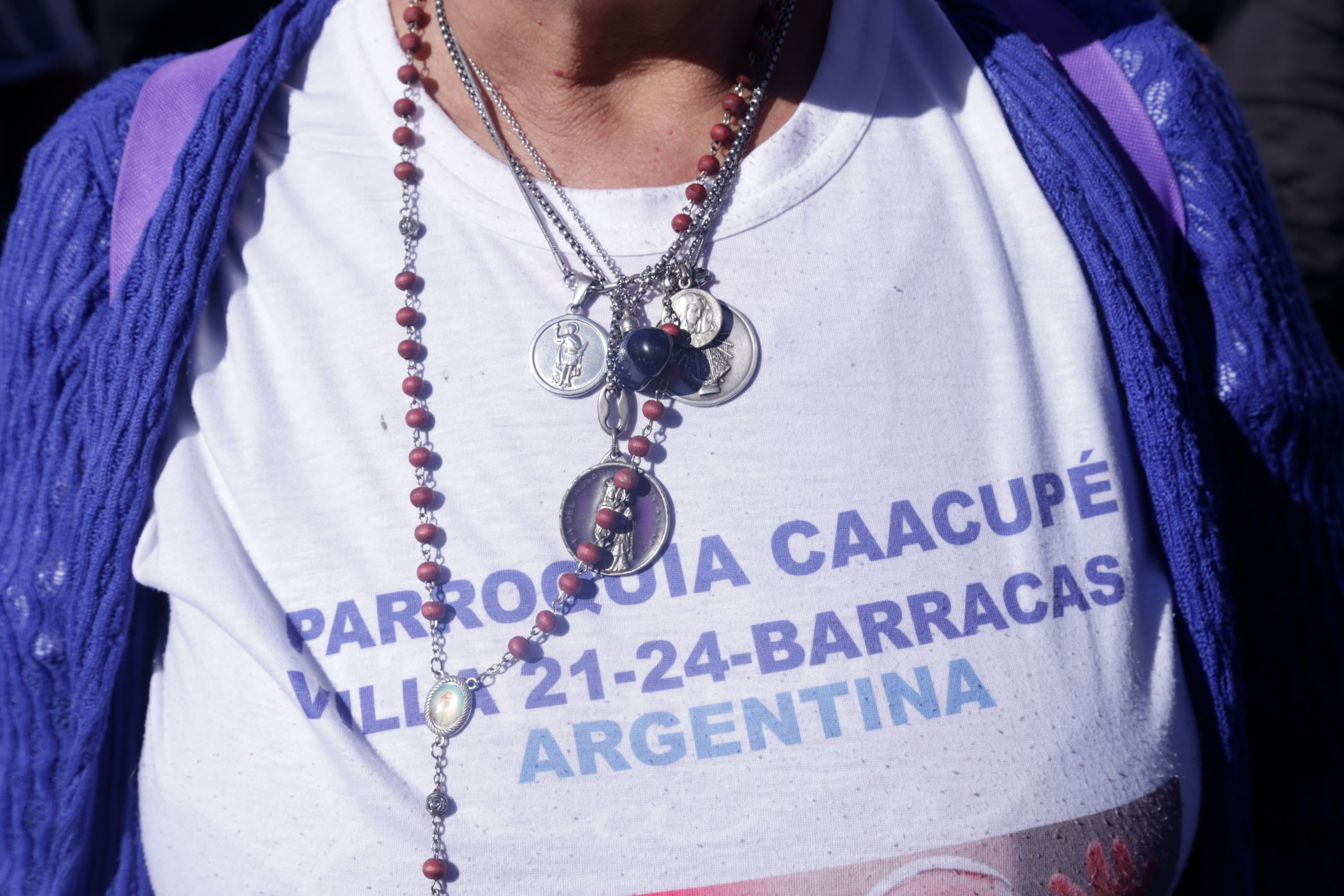 Cómo es la "Caravana por Francisco" que recorre las calles de Buenos Aires