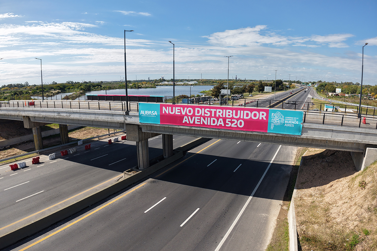 Kicillof inauguró una bajada de la Autopista Bs As - La Plata que llevará el nombre "Papa Francisco" 2 Kicillof inauguró una bajada de la Autopista Bs As - La Plata que llevará el nombre "Papa Francisco"