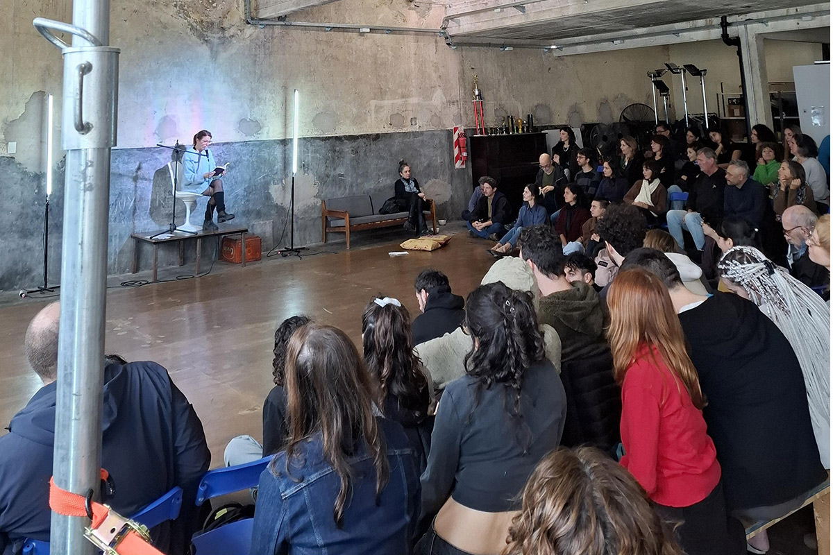 El actor y director Lisandro Rodríguez y sus 299 notas para pensar mejor el (hacer) teatro