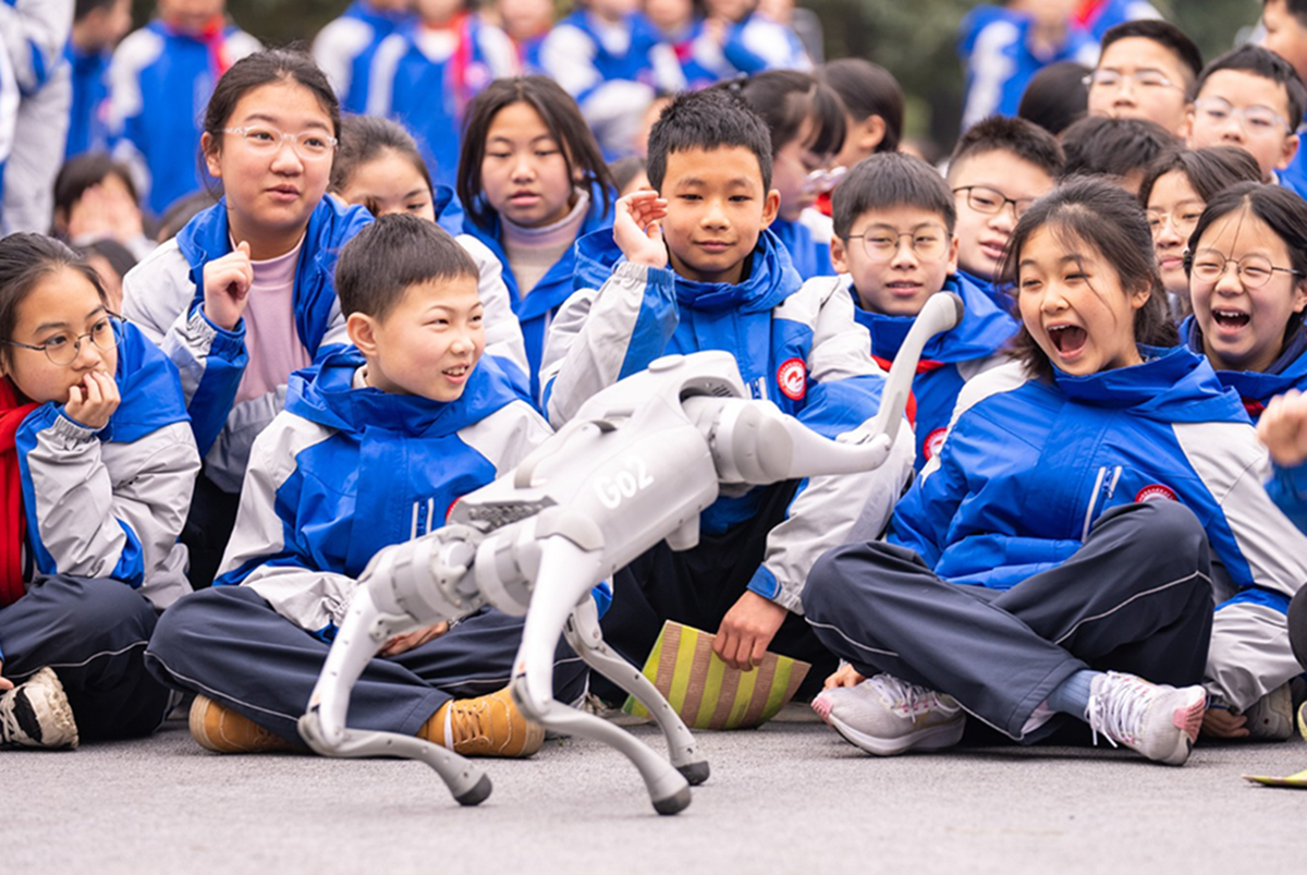 China declaró la revolución educativa China declaró la revolución educativa